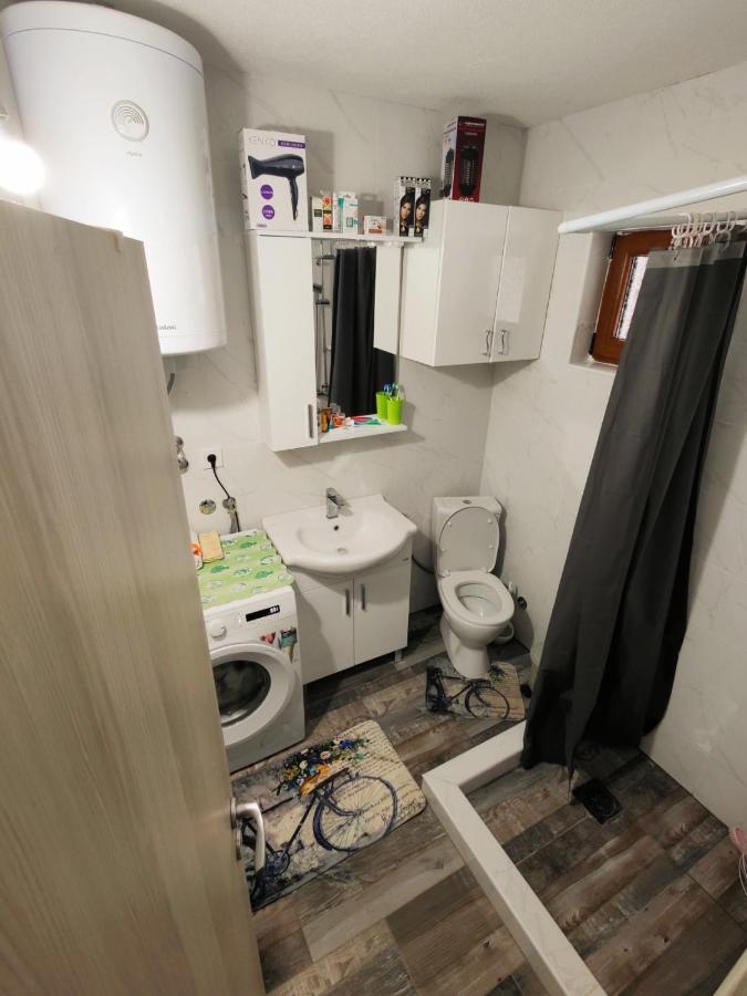 Konak Mara- Komovi Andrijevica Bagian luar foto
